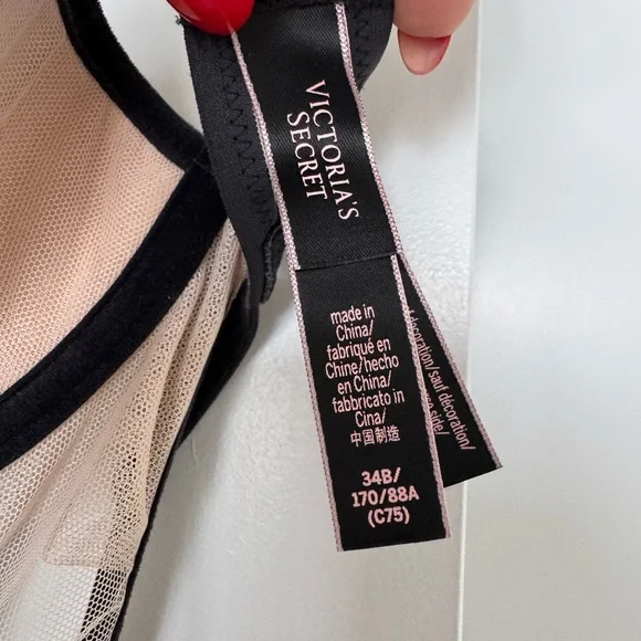 Victoria's Secret Elegant Black and Cream Bodysuit - Picture 5 of 7